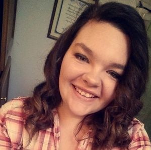 Meet your Posher, Leann